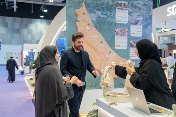 شمال الباطنة تستعرض مشاريع تعزيز التنمية الحضرية في "أكتوبر العمران"