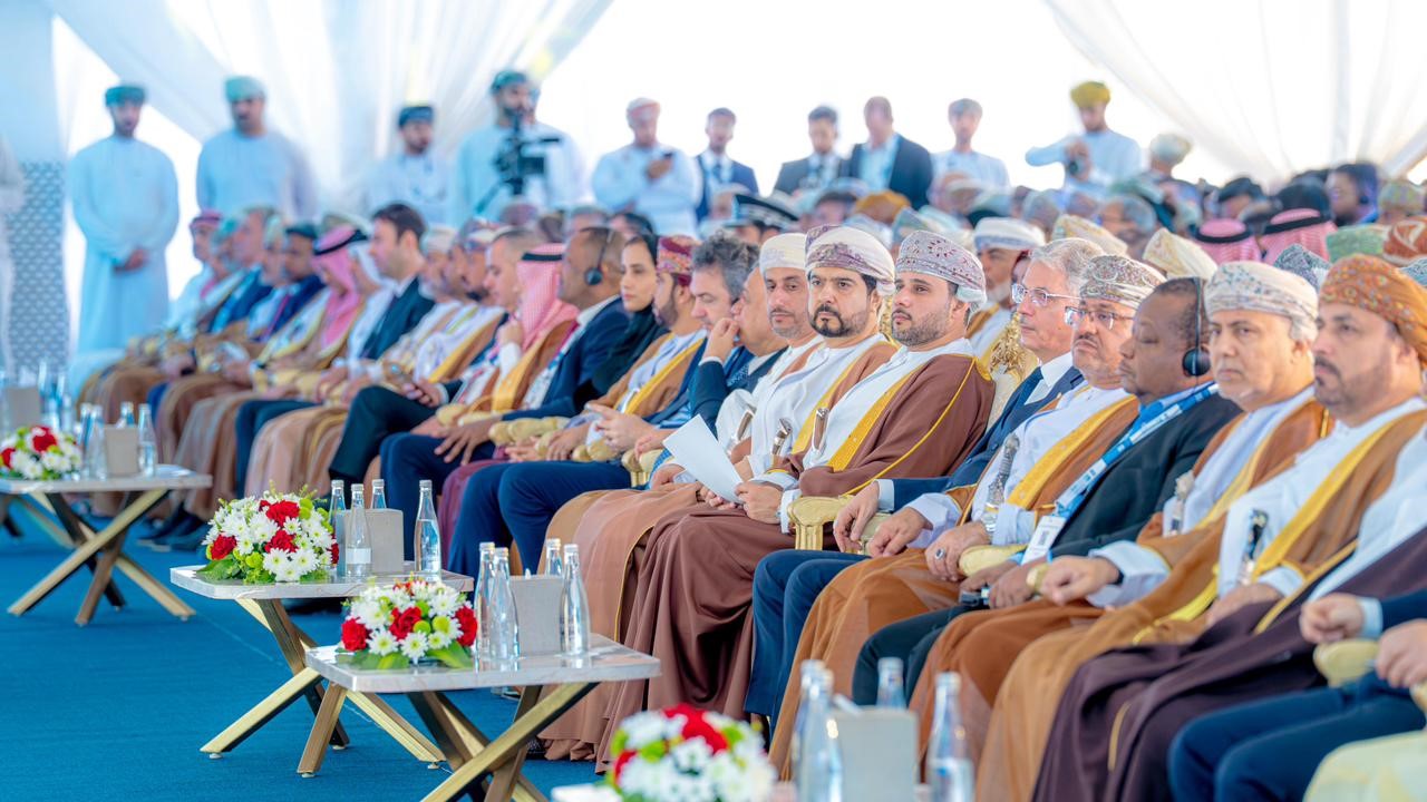 بدءُ أعمال مُنتدى صحار للاستثمار بالتوقيع على 5 اتفاقيات بقيمة 12 مليون ريال عُماني